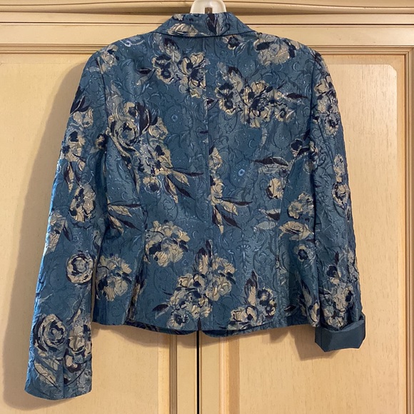 Floral Jacket - Picture 6 of 11